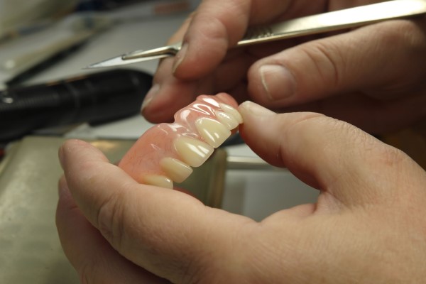 Denture Repair: What Is Denture Relining?