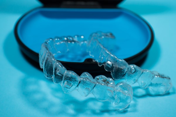 Invisalign Teeth Straightening &#    ; No Metal